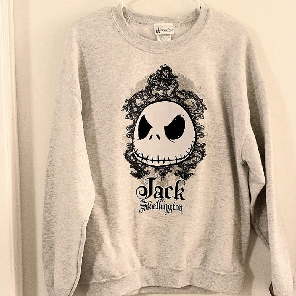 Authentic Disney Park Jack Skellington  Graphic Sweatshirt Sz L  Gray. Lined.